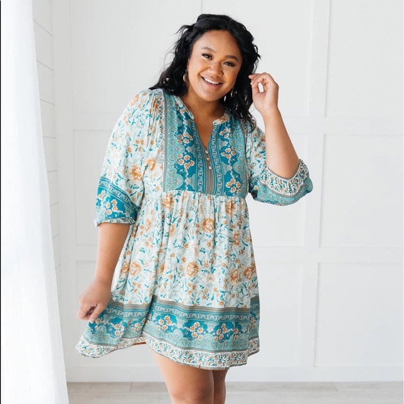 JODIFL Dresses & Skirts - EMERALD DELIGHT DRESS - NWT
